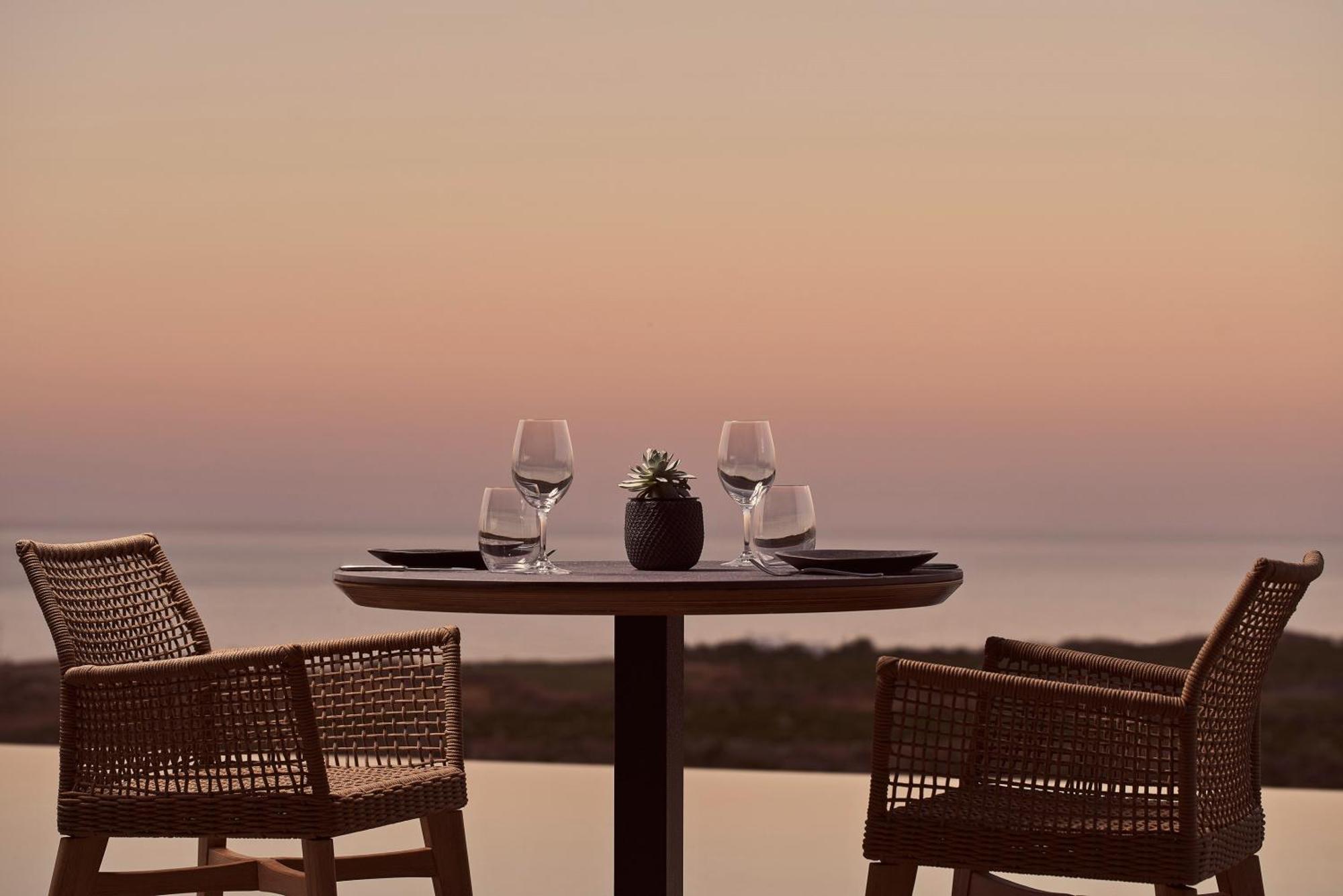 Magma Resort Santorini, In The Unbound Collection By Hyatt Vourvoúlos Exteriér fotografie